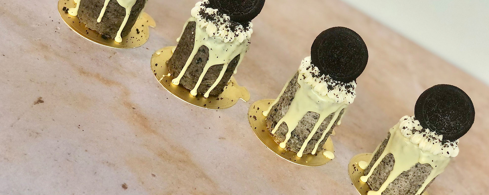 custom-bespoke-cakes-delivered-1